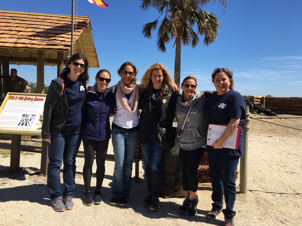 debgibs3's tweet photo. St. Augustine 5th grade @PineCrestSch #modernexplorers https://t.co/PpLGCPxMgI