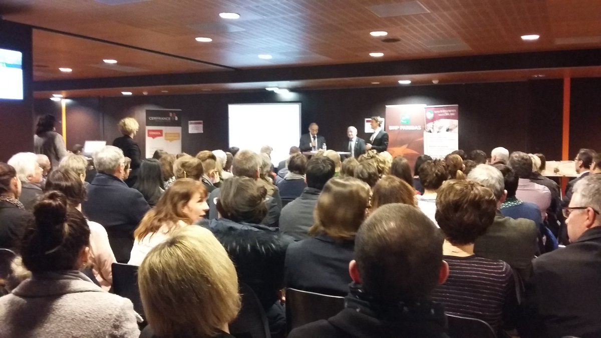 Cerfrance_5372's tweet photo. Salle comble pour la remise des prix #Sarthoise  de talent bravo aux 3 lauréates! très belle soiree #cerfrance53-72 fier d être partenaire https://t.co/q4lmjoo6rG