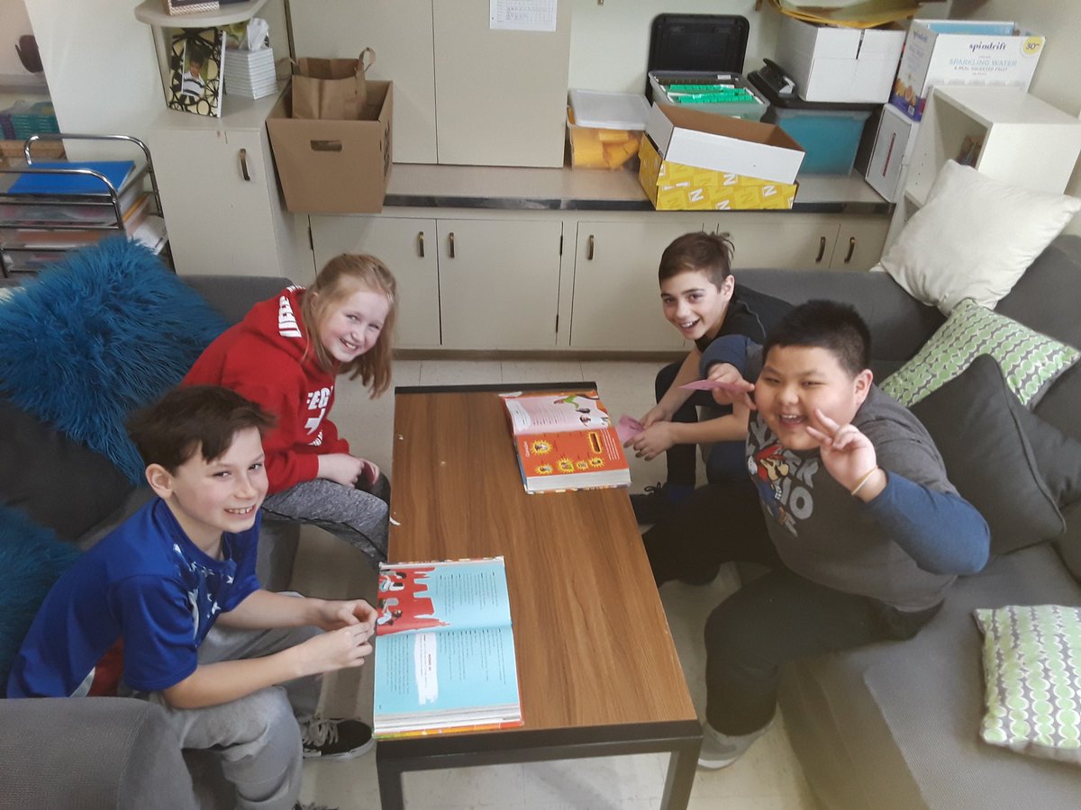 KelleyWhite19's tweet photo. Practiced reader's theater skit, did unit conversions and more floor hockey! #AcademicHighlights https://t.co/ISXx0fu2gm