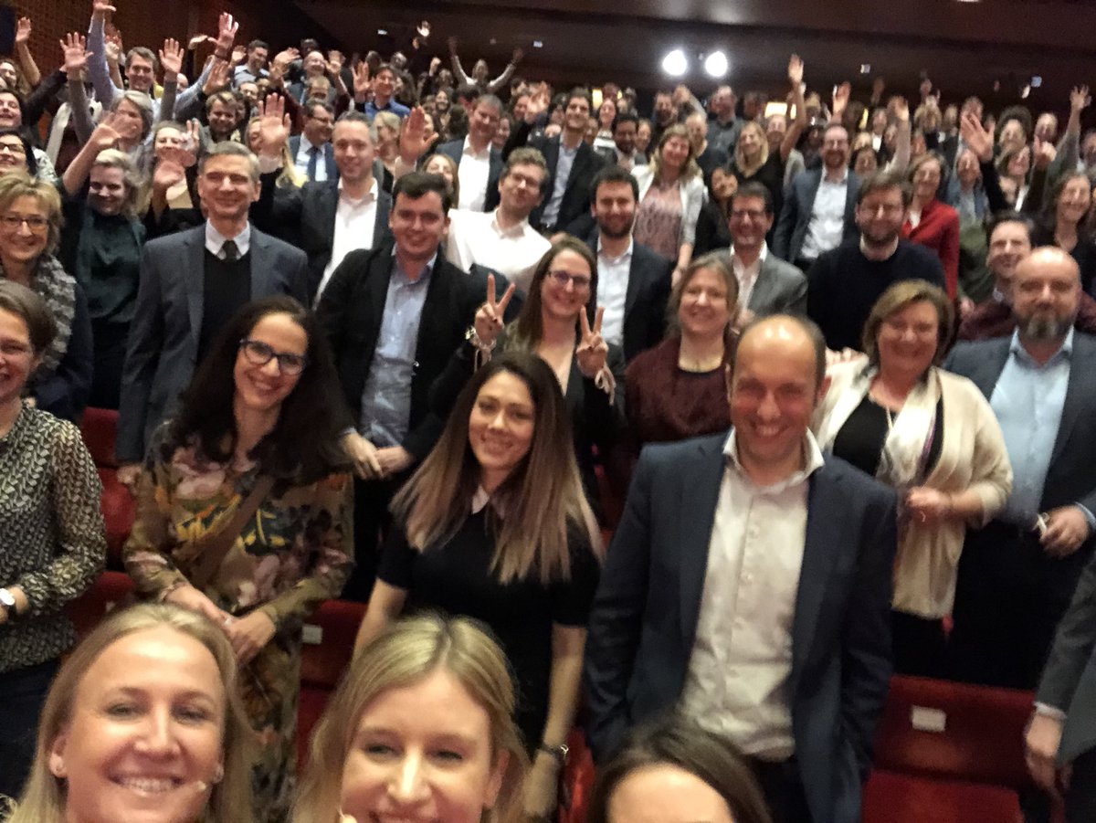 erikvdeynden's tweet photo. This is how we celebrate the International Women’s Day at ING.

We honour our heroes that help others to be successful regardless of gender, age, ethnic or religious background, physical capabilities or sexual orientation.

What an energy! What a drive!

So #Proud2beING
#IWD2018 https://t.co/GfIbz7j6LN