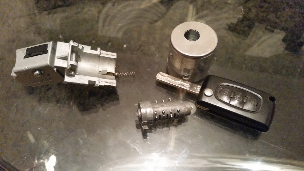 DocRui's tweet image. Get your Ride ready for summer with a completely trouble free ignition switch.
Ware specialists in VW, Audi, Skoda, Peugeot, Citroen, Nissan and many more.
Whatever the problem is, just contact us