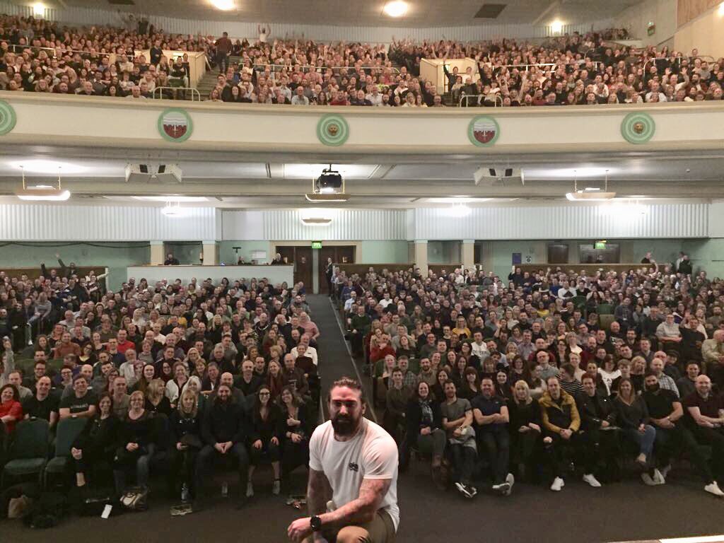 1700 all correct and present 💪🏻👊🏻 Thank you Bath #zeronegativity #antmiddletonontour #thefearbubble