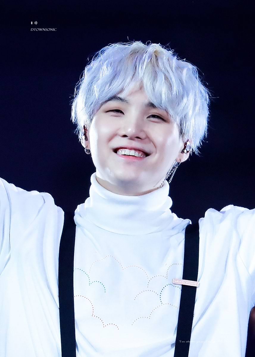 alys_sixteen's tweet image. Happy Birthday to my fellow #Piscean Min Yoongi-ah! Keep it up genius boy &amp;amp;stay healthy! #SugaMinYoonJiAgustD 
#SugaDay #GeniusYoongiDay
