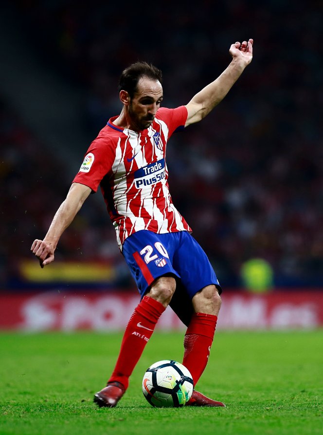 alluemarcos's tweet photo. Es el primer partido de Juanfran como jugador del #Atltico en el que da dos asistencias en un mismo encuentro. https://t.co/GD0sXLpg2u