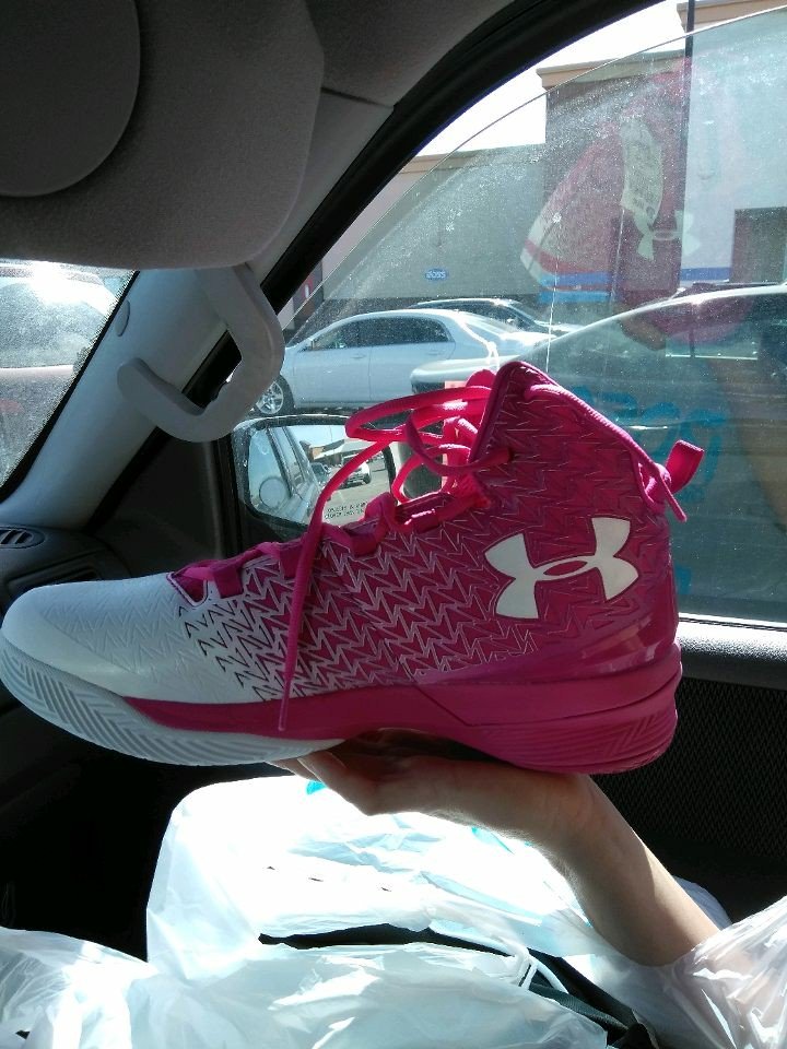 JoeLinn16's tweet photo. When I get a day off and find sweet T-MOBILE ready shoes and then stumble on a wooki onesie for a fellow co-worker you just have to buy it! #BeMagenta #mybossisbetterthenyours #johnlegere #TMobile #rushmoremall https://t.co/kMMstiBpB5