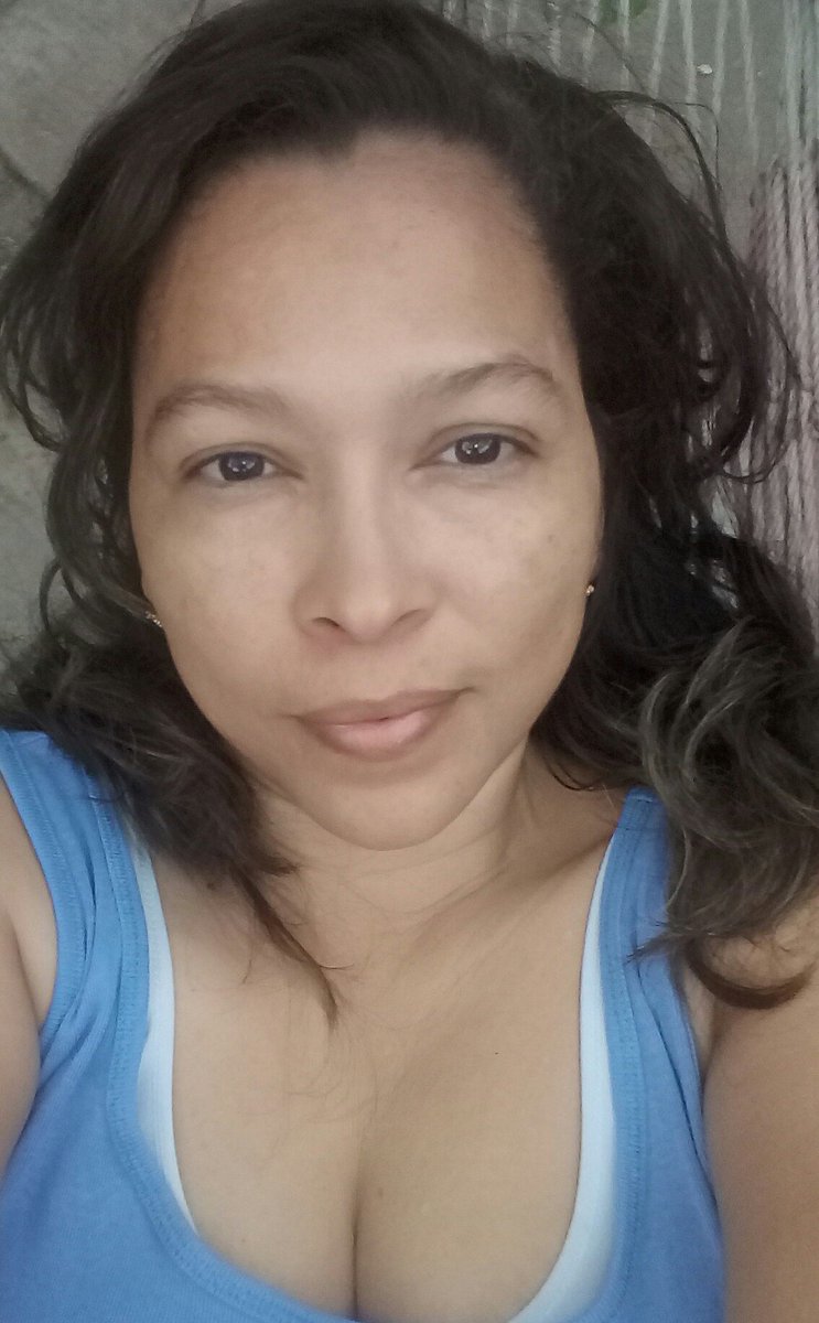 unasprosas's tweet photo. #diasinmaquillaje #YOSOYYO #DiaInternacionalDeLaMujer #sinfilter https://t.co/Tt2Lf1wkx2