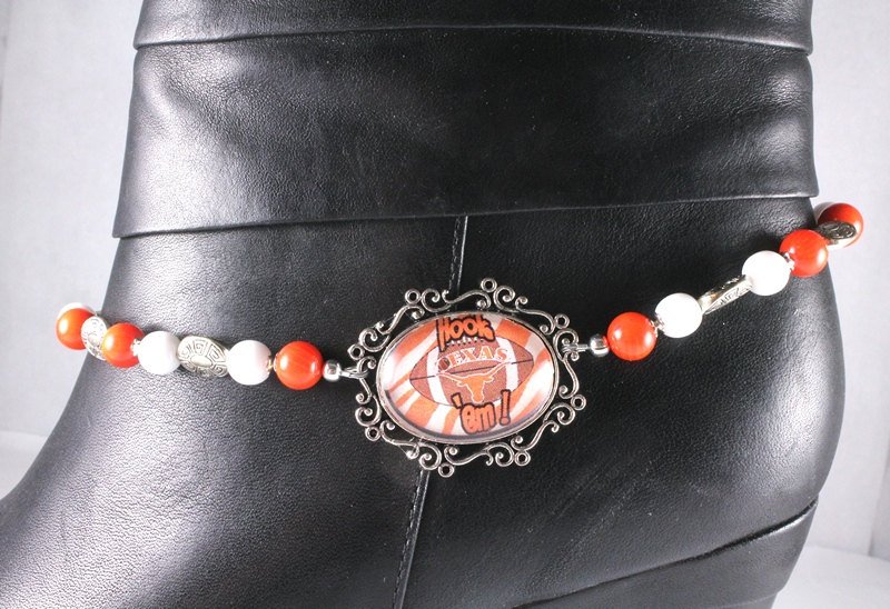 Crystal_Fantasy's tweet photo. Excited to share the latest addition to my #etsy shop: University of Texas Boot Bracelet - Texas Longhorns - Gameday Jewelry - Cowgirl Boot Bling https://t.co/SZXbl1TOlw #jewelry #bootbracelet #customorder #bootbling #popular #jetteam #srajd #teamspiritjewelry #capsteam https://t.co/eMaQghAfnz