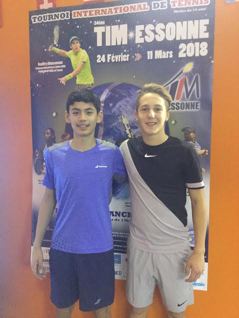 lesreporters60's tweet photo. #TIMESSONNE #tennis #TIMESSONNE2018 #Essonne Magnifique journée que nous avons vécu ce jeudi, des 1/8 de finales passionnants et des doubles surprenants ! Notre "chouchou" Amiénois Jucha en feu, Sean Cuenin en grande forme et les étrangers en masse ! 👇😍
https://t.co/27Q82ANbcY https://t.co/ZS6qM33KEh
