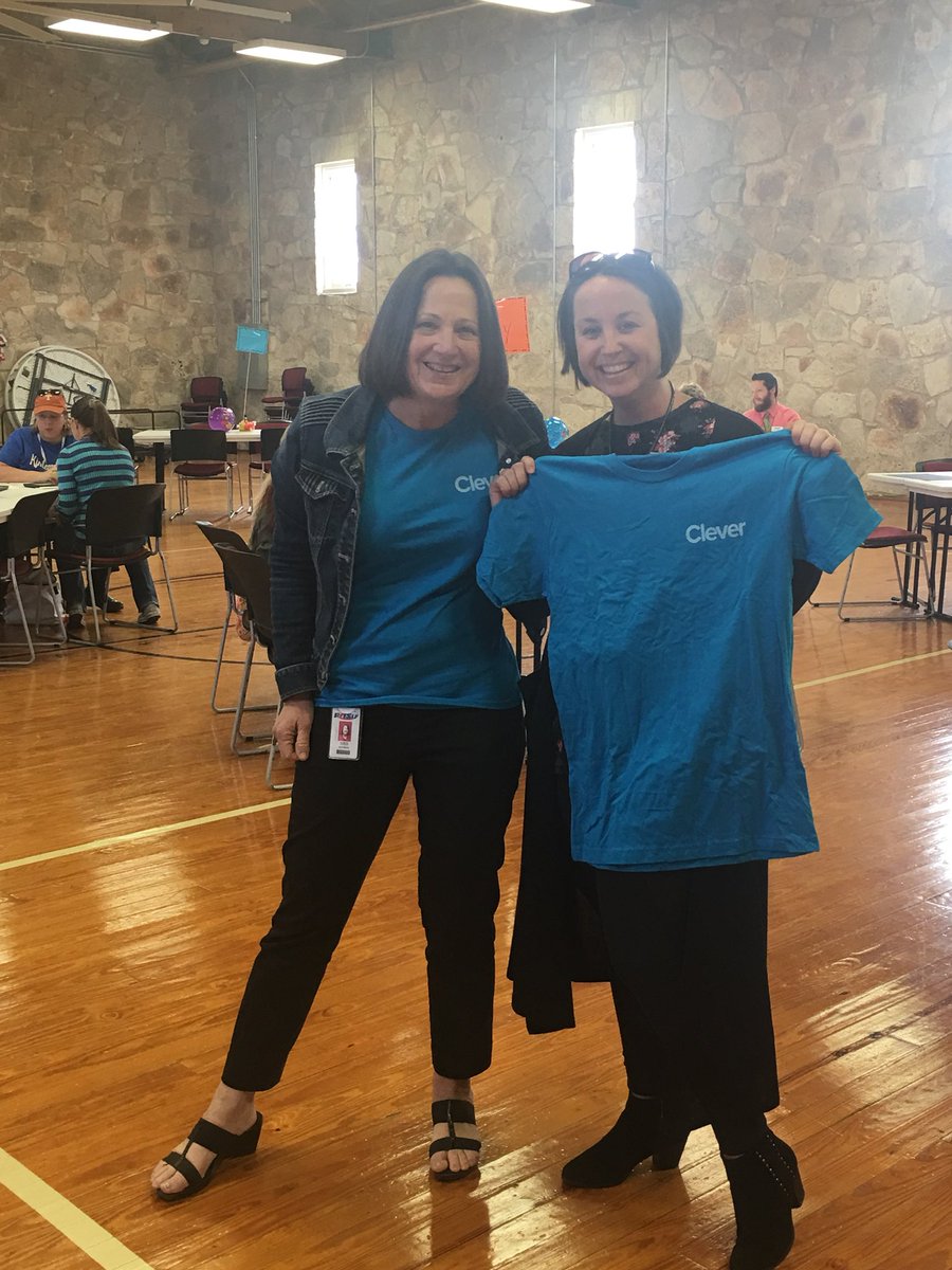 BiancaBecker22's tweet image. Marian Stuckey from @RoweLaneES won a goody bag from @clever at the @pfisdit #springPfling