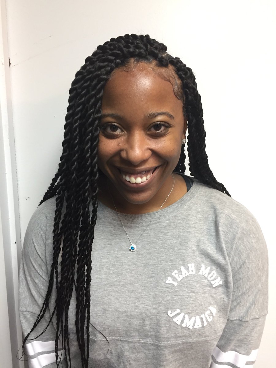Slayed_ByTee's tweet photo. Senegalese twist for my beautiful client 💋 (SWIPE)..... COME GET SLAYED , SPRING BREAK IS APPROACHING AND APPOINTMENTS ARE AVAILABLE... DON’T WAIT ❗️
.
.
BOOK NOW ONLINE ❗️ #houstonhairstylist #houstonstylist #senegalesetwists #COMEGETSLAYED #Slayedbytee https://t.co/o2yygkQAYO