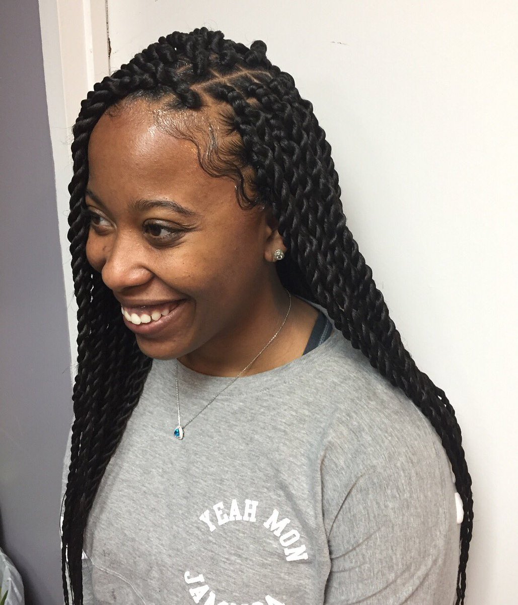 Slayed_ByTee's tweet photo. Senegalese twist for my beautiful client 💋 (SWIPE)..... COME GET SLAYED , SPRING BREAK IS APPROACHING AND APPOINTMENTS ARE AVAILABLE... DON’T WAIT ❗️
.
.
BOOK NOW ONLINE ❗️ #houstonhairstylist #houstonstylist #senegalesetwists #COMEGETSLAYED #Slayedbytee https://t.co/o2yygkQAYO