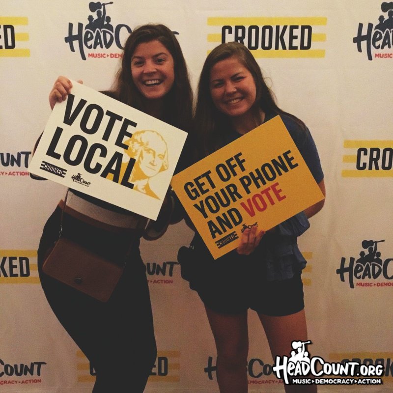 HeadCountOrg's tweet photo. Are you a #Texan #friendofthepod who needs to update their #VoterRegistration or wants to get #ElectionAlerts? Then find our table at @JonesHallHOU tonight! https://t.co/DCrCK3CCdw