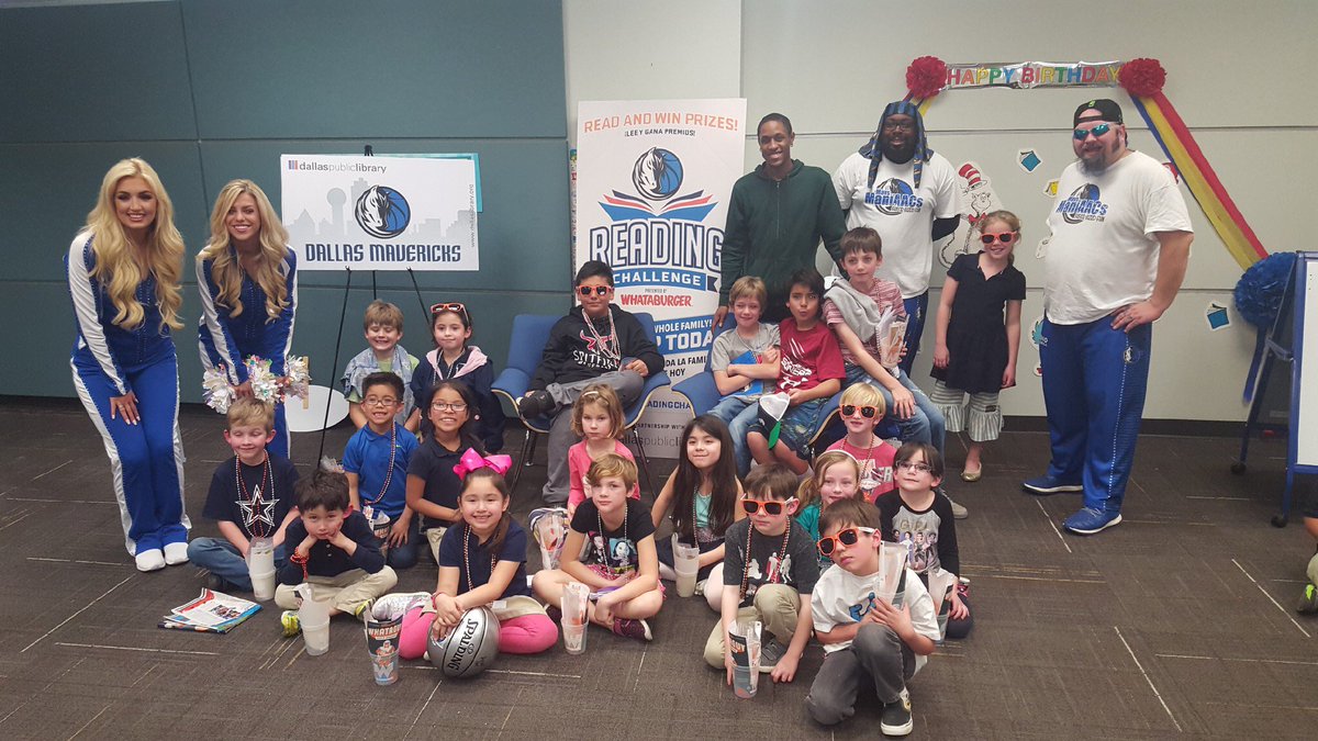 ManiAACs's tweet photo. Always love the kids! Reading to all the children at today’s #ReadingTimeOut with @hbarnes & the @mavsdancers . #MavsRead #MavsCare https://t.co/Q2Dga7cjkX