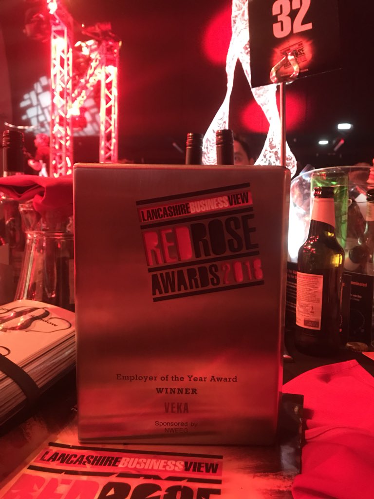 CHulme1987's tweet photo. We won we won we won. Employer of the year. So so proud @VEKA_plc #RRA2018 https://t.co/2LXnV2egiL