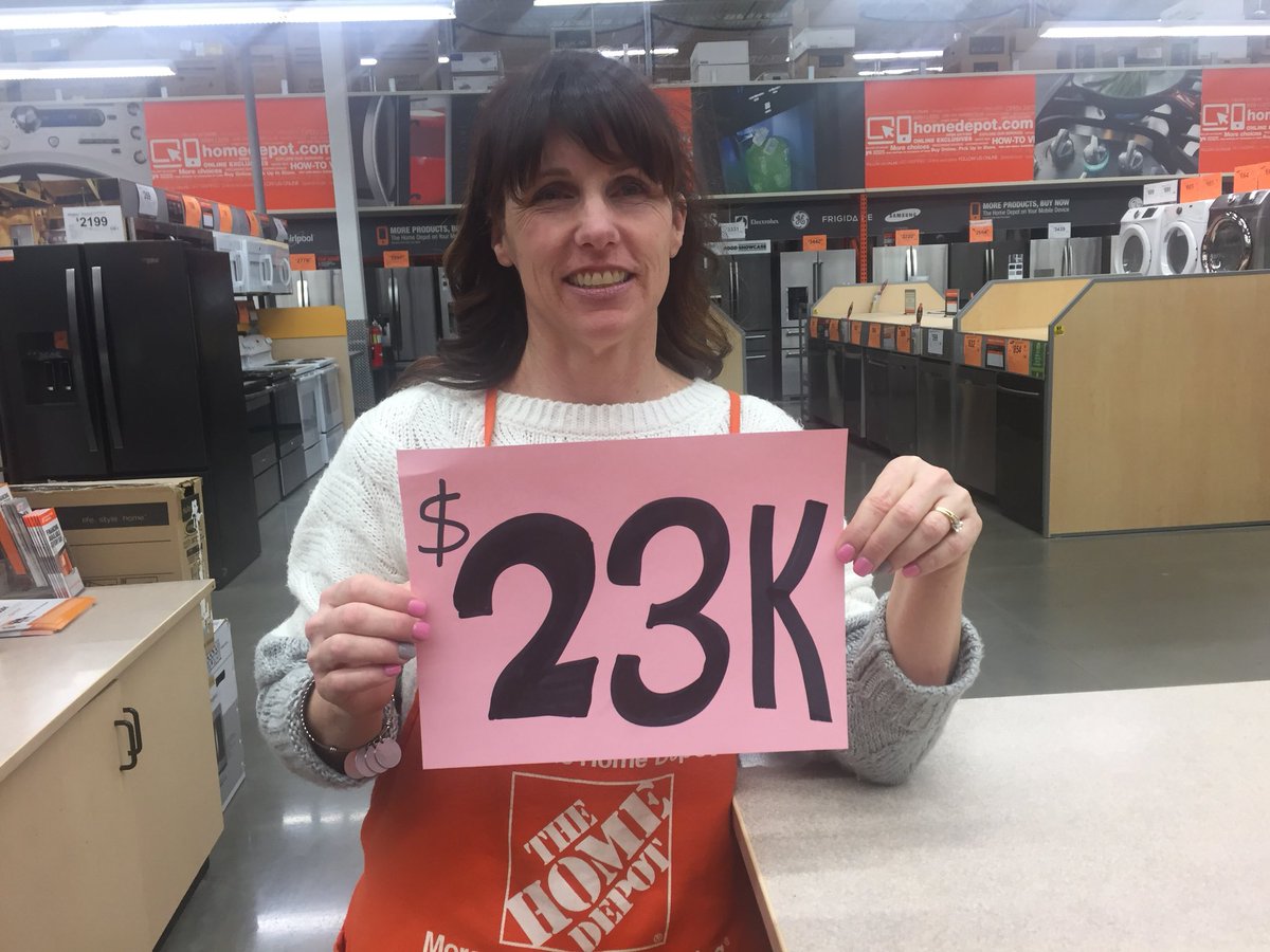 RennierJoe's tweet photo. Lisa just sold 23k in Cabinets!! Awesome job Lisa! Anyone want to challenge Lisa, she is unstoppable! @BPlantenberg @mlindsey1223 @NoblesvilleHD https://t.co/NaJBkaKPka