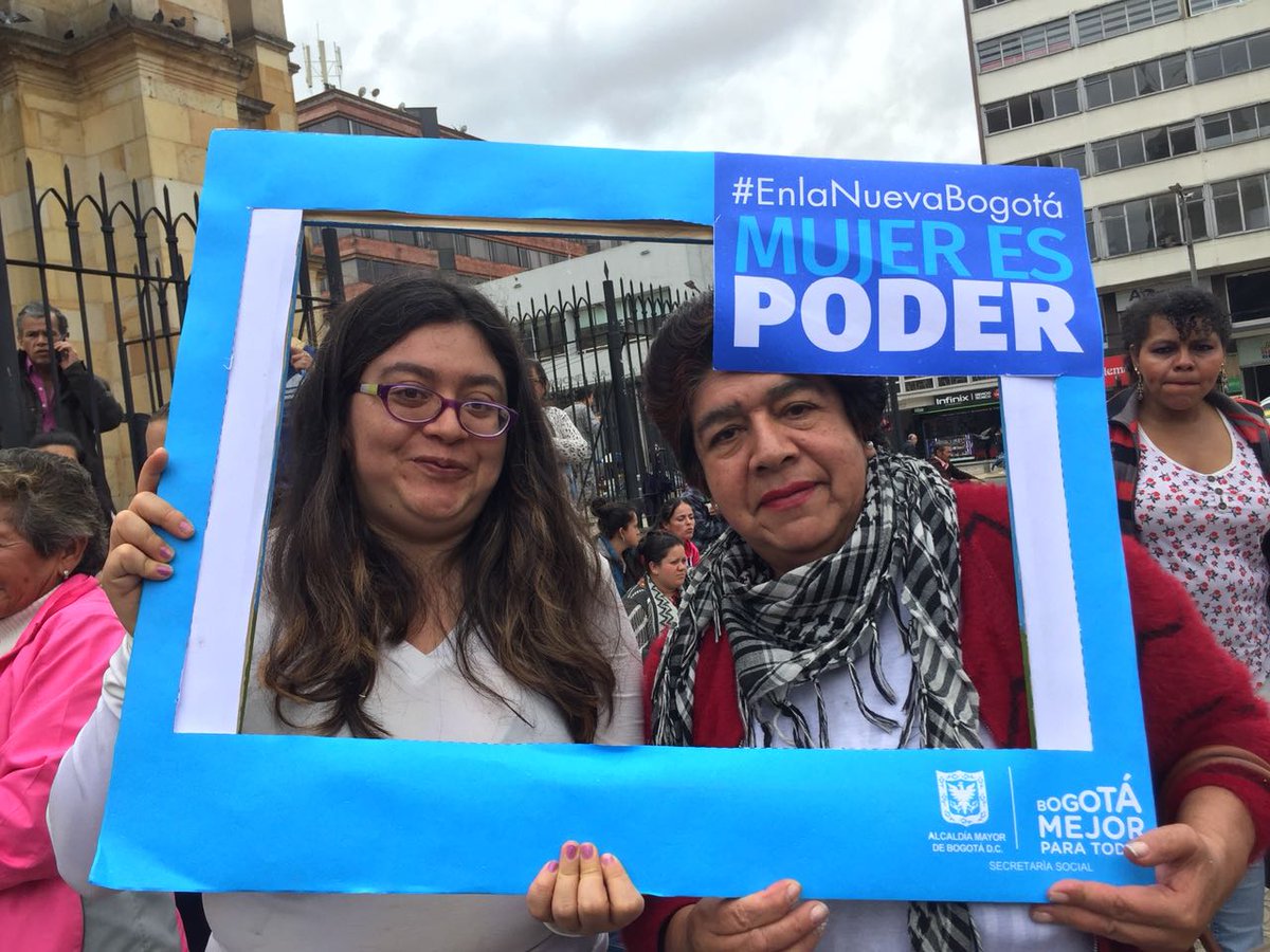 integracionbta's tweet photo. En Chapinero realizamos evento de “Chapinerunas a la calle por sus derechos” en conmemoración al Día Internacional de la Mujer #MujerEsPoder https://t.co/IBMidIeUTi