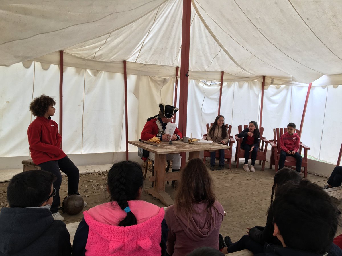 FeasterCharter's tweet photo. LCAP G1: Did you know that Ts are trained in @OCDEProjectGLAD? Our #5thchat Ss applied what they learned through GLAD strategies (input charts, chants, CCD, & expert groups) during a field trip to @rileysfarm #FeasterLearns @CVESDNews #FCSLCAPGoals Photo Credit: @lisazapolski https://t.co/kXdpVOGEMZ