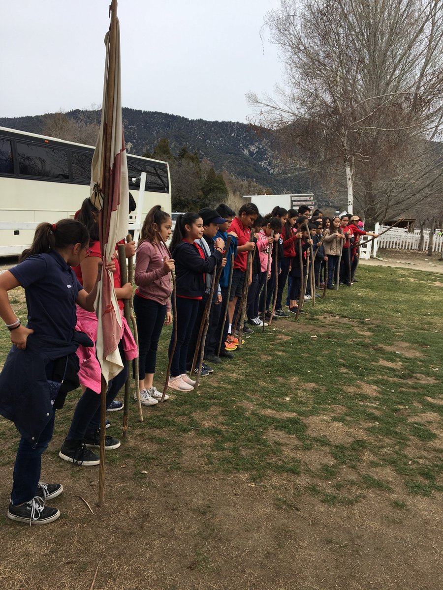 FeasterCharter's tweet photo. LCAP G1: Did you know that Ts are trained in @OCDEProjectGLAD? Our #5thchat Ss applied what they learned through GLAD strategies (input charts, chants, CCD, & expert groups) during a field trip to @rileysfarm #FeasterLearns @CVESDNews #FCSLCAPGoals Photo Credit: @lisazapolski https://t.co/kXdpVOGEMZ