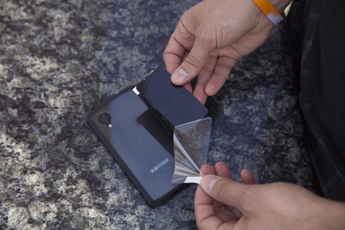 megatinycorp's tweet photo. The nano-suction Anti-Gravity Space allows you to stick ANY case to glass, mirrors, whiteboards, metal, kitchen cabinets, tile, flat car dashboards and more.
Just peel and stick and you are ready for hands-free action! 
-
-
#megatiny #antigravity #antigravitycase #handsfreeselfie https://t.co/I0g7tRQNk9