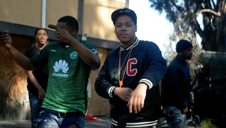 Guapboyz (Guapo Phil) – Change On Me (Exclusive Music Video): @guapophil tired of folks folding when times get hard on “Change On Me”.  Guapo Phil breaks down how friends can change up on you when the money starts to roll in &amp; gives a warning to all the… thizzler.com/blog/2018/03/0…