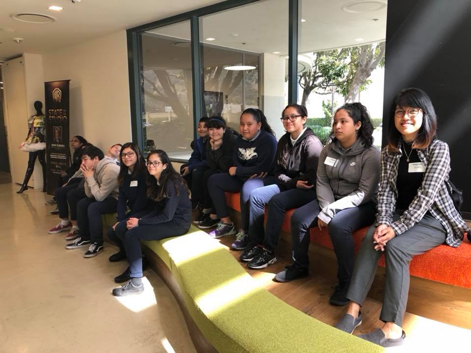 RoryPullens's tweet photo. Thanks @WarnerBrosEnt for hosting theatre students from #LeConteMiddleSchool today for a behind-the-scenes look into the entertainment industry! Field trip organized by #LAUSDArts #CreativeIndustryCoalition with the great @EPatWB! #WBLife #WBImpact https://t.co/Edv56fkfIS