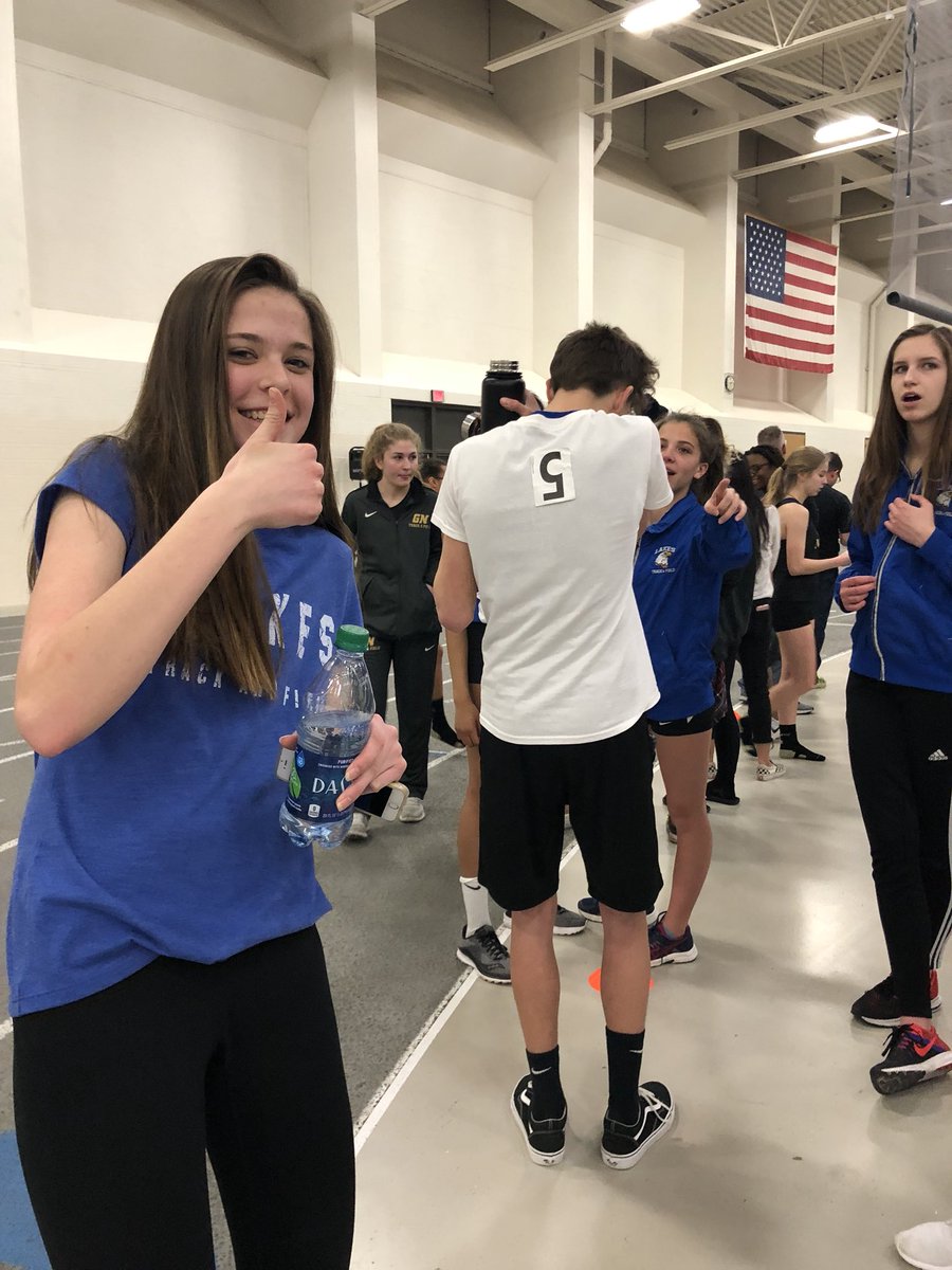 _hannah_grant_'s tweet image. Sticker wars goes co-ed #stickerwars @LCHSXC_TF