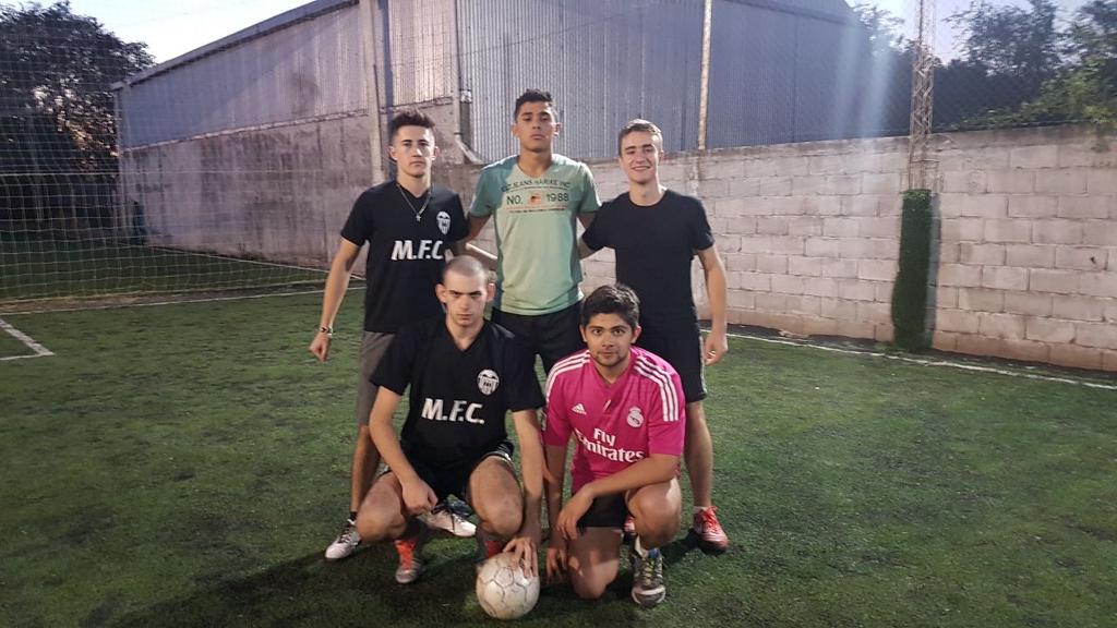MatacaFCoficial's tweet photo. Vuelven los veteranos a las canchas❤⚫⚪ https://t.co/5I7yd5j78u