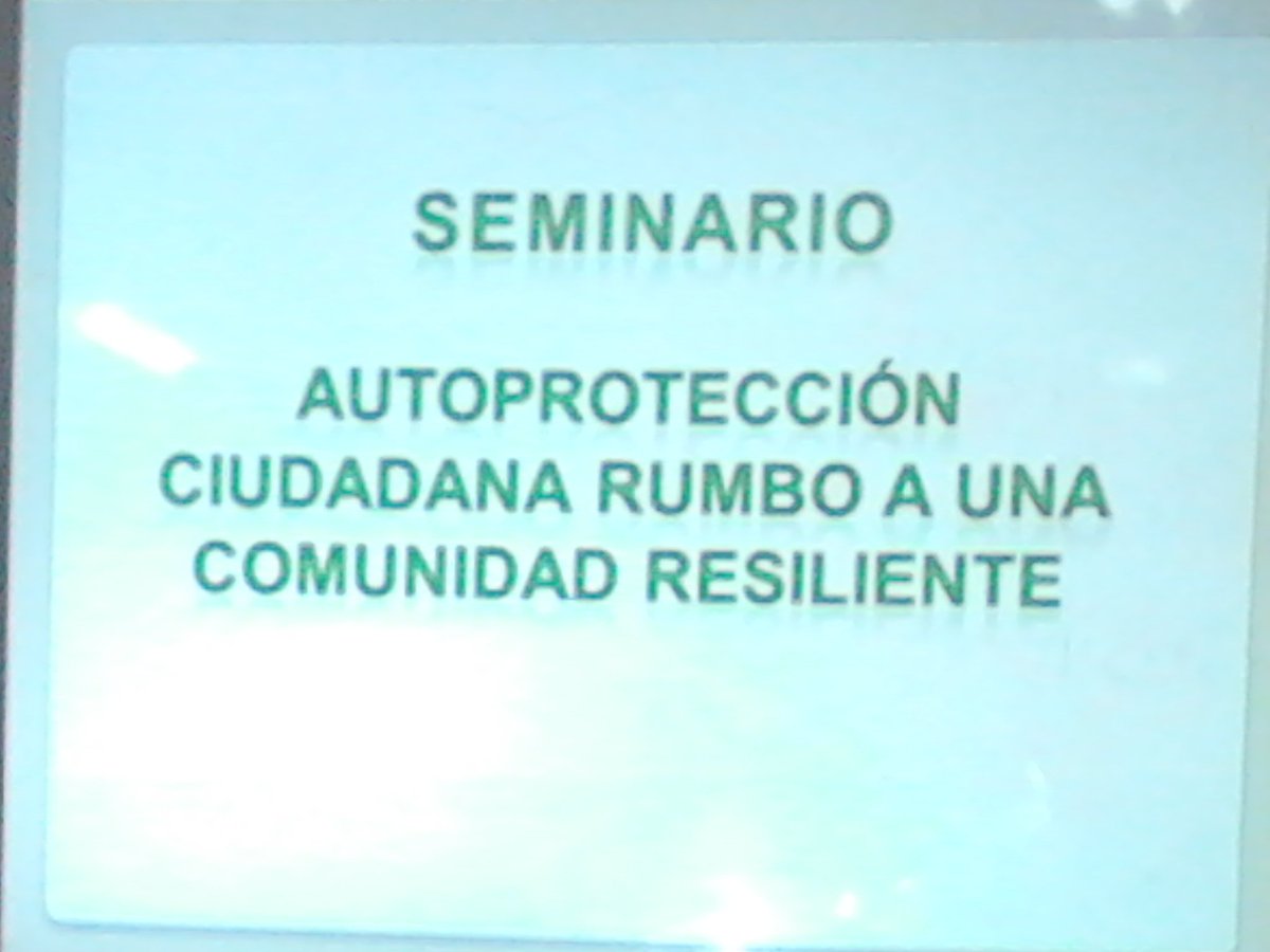 LaAranera's tweet photo. @alcaldejvra Seminario d Autoprotección Ciudadana Rumbo a una Comunidad Resiliente, dictado por @ippcmunsucre Baldwin Monasterio, Luis González y Fernando Rodríguez en la sede Consejo Comunal #LosRuicesSocialista con la presencia d jefes Edifs @ClapOficial #JuntosTodoEsPosible https://t.co/oCq30cZhyN