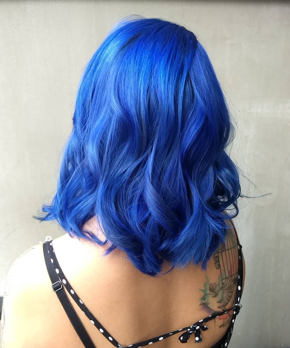 Directionshair's tweet photo. We're feeling blue today but not the sad kind after seeing this amazing shade from @silviohairs 💦💎💙 It's a great colour for so many styles! x

#directionshair #directionshaircolour #larichedirections #lariche #haircolour #alternativehair #hairinspiration #haircolor https://t.co/zP6DWb2Cxn