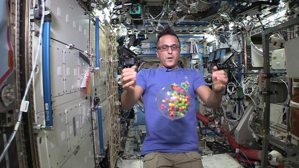 Can you imagine bringing an astronaut into your classroom to teach a #STEM lesson? It’s possible with <a href="/NASA/">NASA</a>’s STEMonstrations! Check out our growing library of videos &amp; lesson plans: nasa.gov/stemonstrations #STEMonStation #TeacherOnBoard