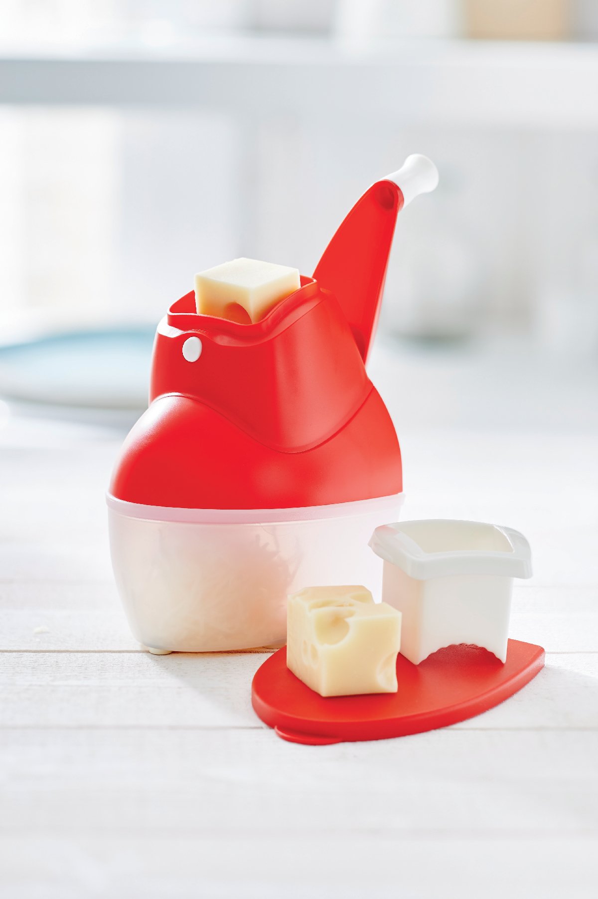 Tupperware Brands on X: More cheese please! Our Cheese Mill collects the  grated cheese in the base making it ready to serve at the table. There's  also a seal so you can