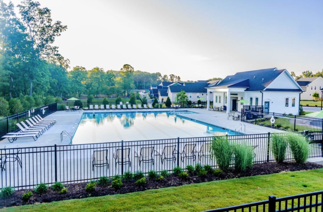 FieldingHomes's tweet photo. Is it #poolseason yet?! The resident amenity center in #ForestRidge is looking mighty inviting these days! Learn more about this new home community located in the unique town of Hillsborough, just a short drive from Durham and Chapel Hill: https://t.co/0l0lSqIwui https://t.co/Crmyb3XaC8