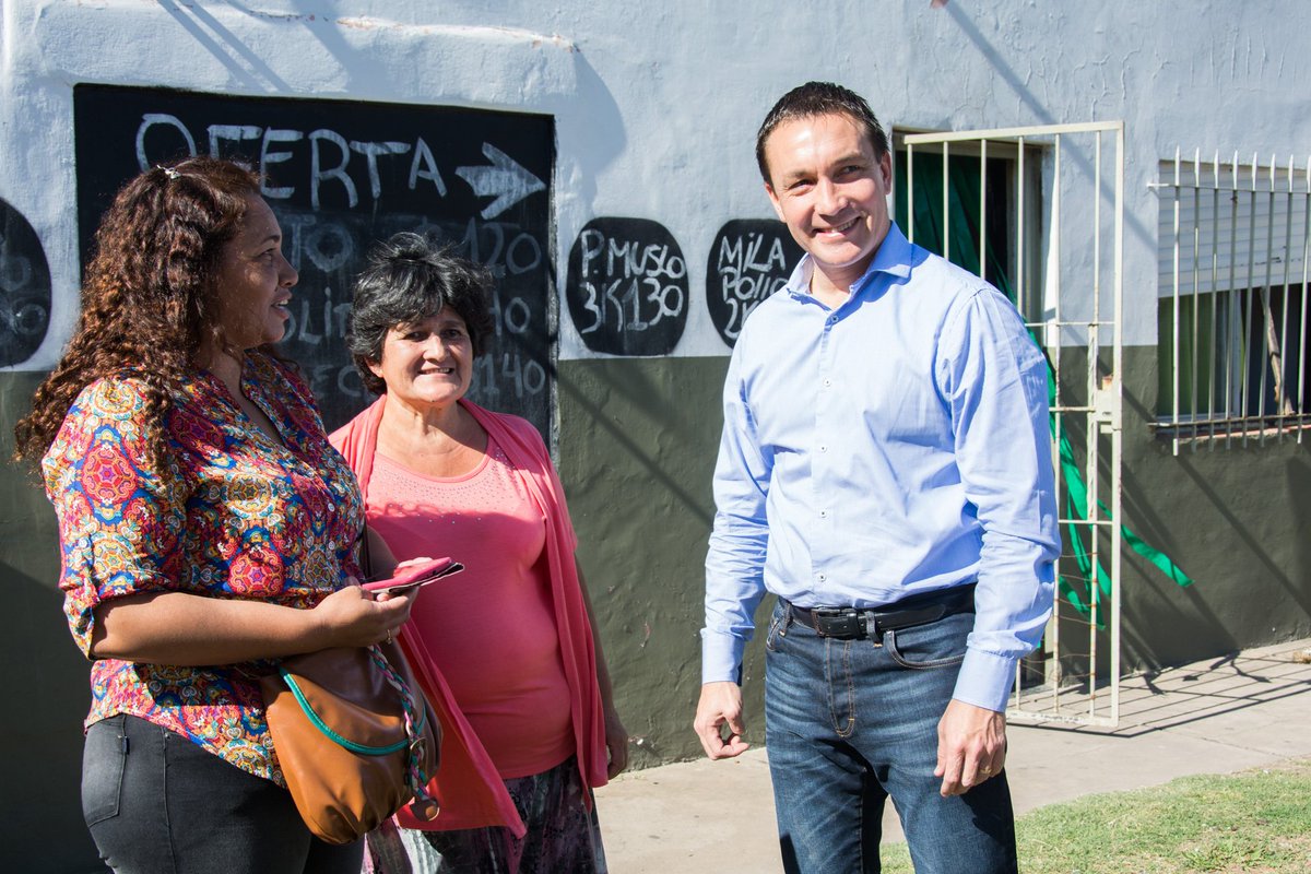 Andreswatsonok's tweet photo. 🚧 #MásObras en el barrio #MonteCudine 🚧 Con el objetivo de mejorar la accesibilidad a la Escuela Nº22 y la ESB Nº50 construimos nuevos accesos y rampas sobre Pasos de los Libres y Esposo Curie. https://t.co/dkPBZhRiLw