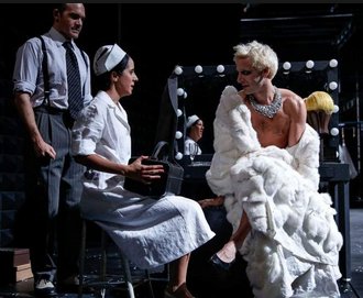 ArgColombia's tweet photo. Cuál es el plan para este fin de semana? Ver las obras argentinas en #FITBogota #ArgHonor16FITB #16FITB @FITBogota @CancilleriaARG
Los Monstruos, en Gimnasio Moderno, Terrenal, en teatro Nacional, Eva Perón/El homosexual, en La Castellana . Entradas en: https://t.co/HoBa65I0dt https://t.co/mr7ERT18m5
