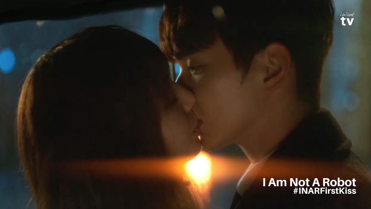 ofc_iwant's tweet photo. Natikman na ni Migo (Yeo Seung-ho) ang kanyang pinakahihintay na unang halik. 😘 #INARFirstKiss EPISODE HERE 👉 https://t.co/4PK7b3l0pA @ABSCBN @KpmlyaAsianvela https://t.co/S0y64da6Cy