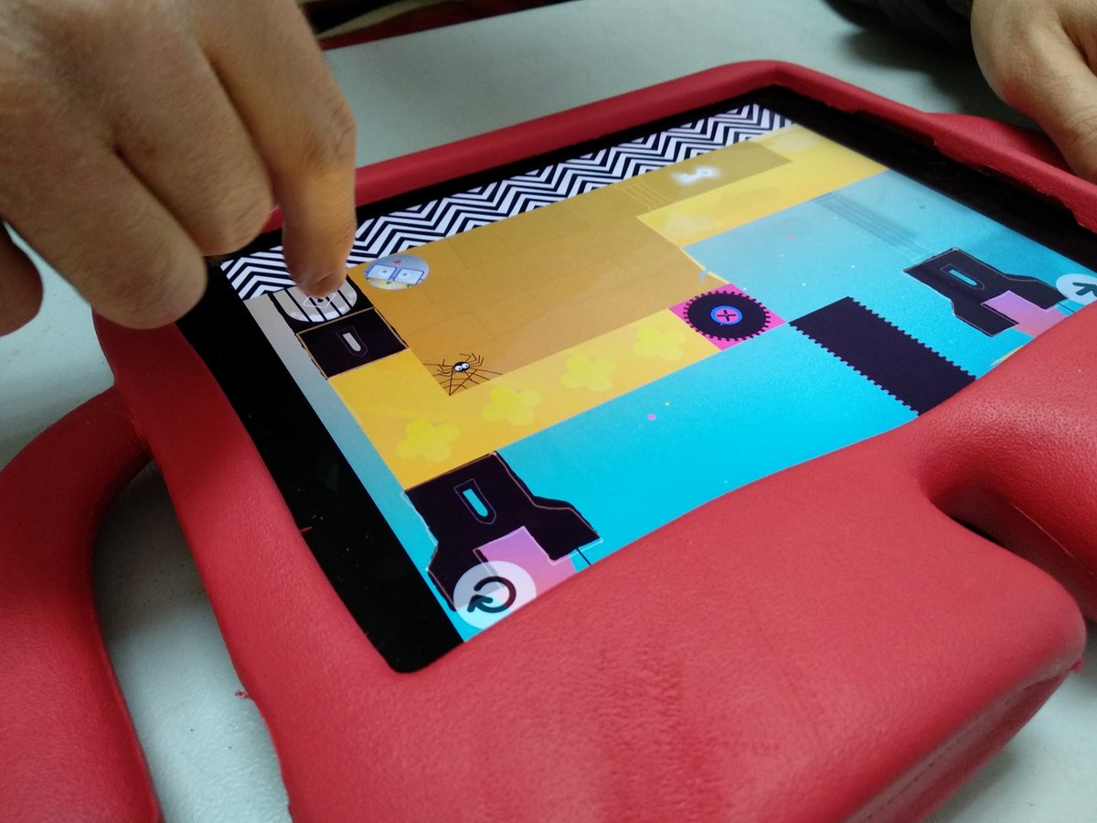 Estamos probando la nueva app de <a href="/avokiddogames/">Avokiddo</a> #Thinkrolls:Kings &amp;Queens y ...¡nos encanta! #LogicApps #Fisica itunes.apple.com/us/app/thinkro…