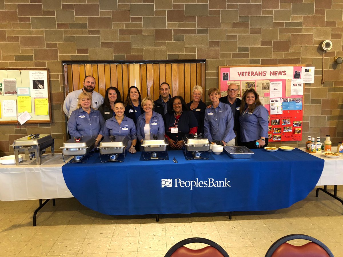 ComRoots485's tweet photo. PeoplesBank—always welcome at the Veterans Lunch of Holyoke! https://t.co/zFKTytJqEK