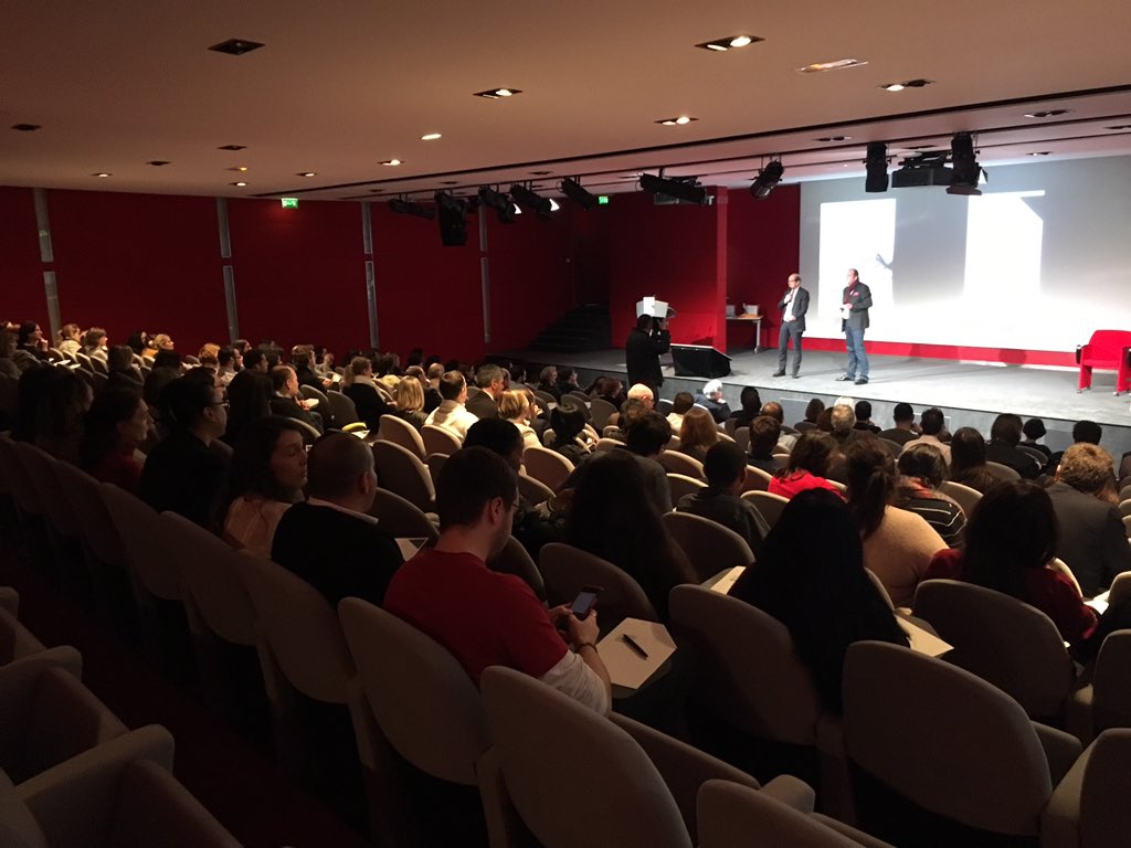 bnpp_cardif's tweet photo. 📝Organisée dans le cadre de la #Semainedelafrancophonie et de la généralisation du @Projet_Voltaire, la #dictée revient pour la 3eme année consécutive chez #BNPParibasCardif #SLFF2018 #Francophonie #EspritCardif https://t.co/TwRJNTFi5a