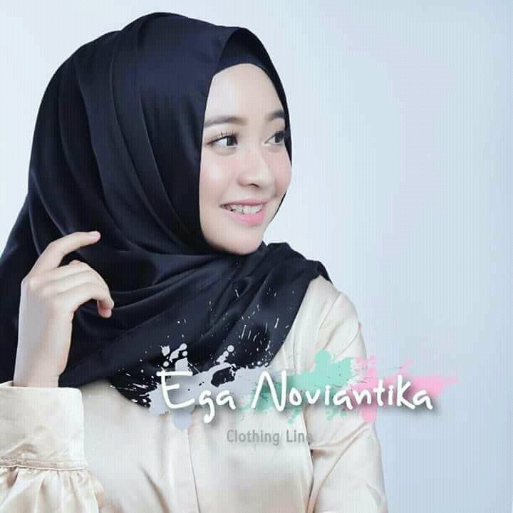 EGA NOVIANTIKA CLOTHING LINE