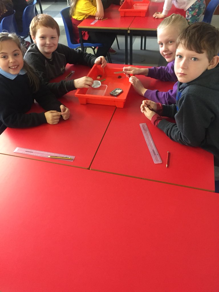 Diolch yn fawr iawn i Rachel a Jack o <a href="/AberUniCWPSI/">Aberystwyth University CWPSI</a> am fore llawn hwyl yn arbrofi siocled gwyn, llaeth a du (heb fwyta un darn 😜).                           Thank you to Rachel and Jack from <a href="/AberUniCWPSI/">Aberystwyth University CWPSI</a> for helping us complete a scientific experiment using chocolate 🍫☺️