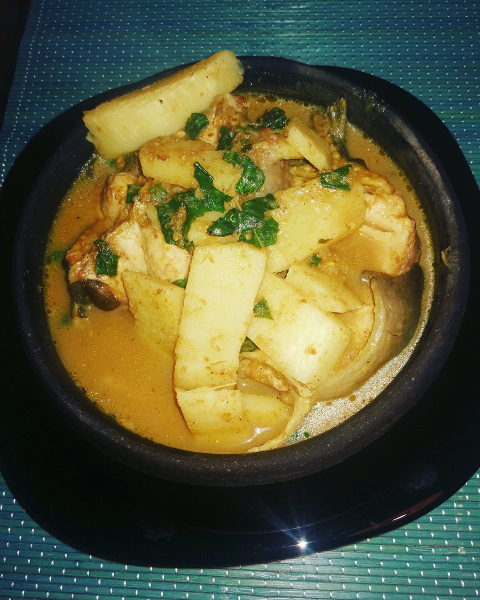 nativetray's tweet photo. Catfish pepper soup anyone? Call 08091820000 for delivery within Port Harcourt.
Visit us at 1a Onne Road GRA Phase 2 behind studio 24 Port Harcourt.
#nativetrayph https://t.co/7nmzIlgS7q