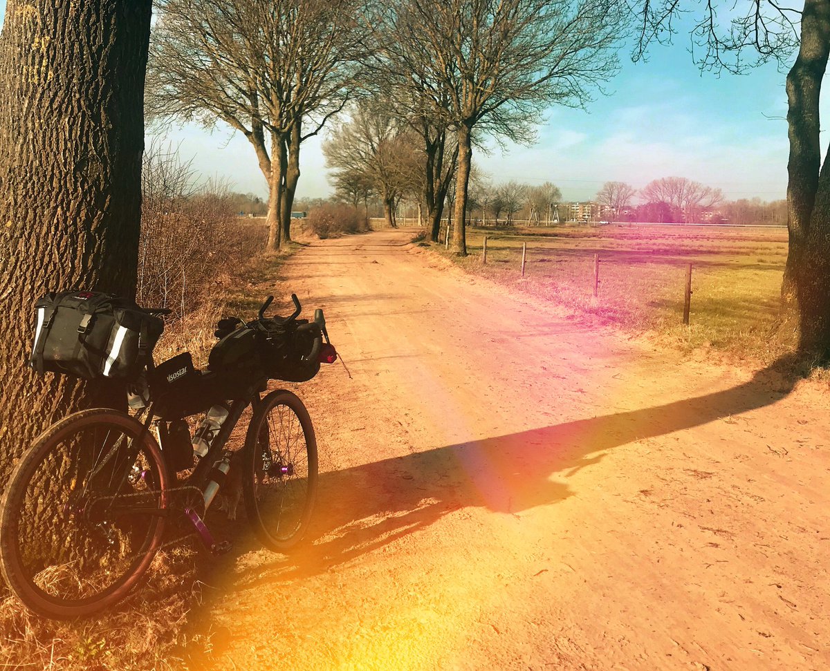 De fietstocht naar Rusland komt rap dichterbij. Vorige week een goede test gedaan met bepakte fiets. Kan niet wachten. Nog even doortrainen en verdienen met <a href="/Deliveroo_NL/">Deliveroo Nederland</a> tot die tijd. #zzp #deliveroo