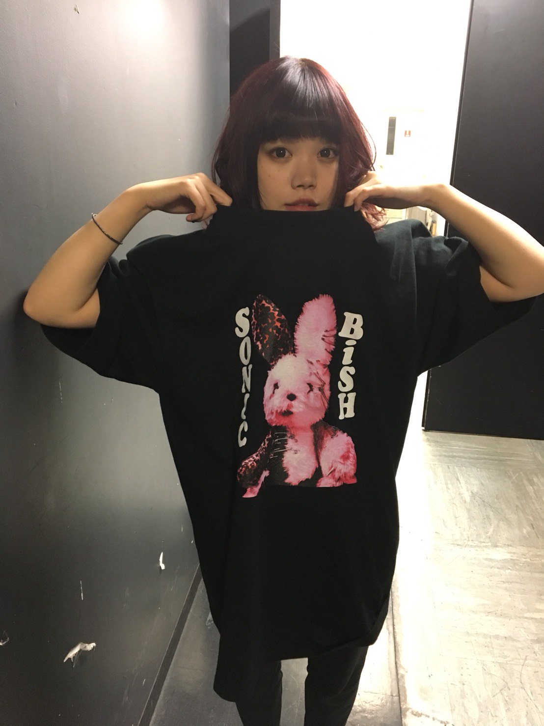 Bishオフィシャル Bish Pil Tour物販販売14時から開始 明日はbish Pil Tour In 沖縄ナムラホール グッズを身にまとって楽しみましょう 14 00 物販販売開始 よろ Bish Bishpil Bish沖縄 T Co Hctsfybljb