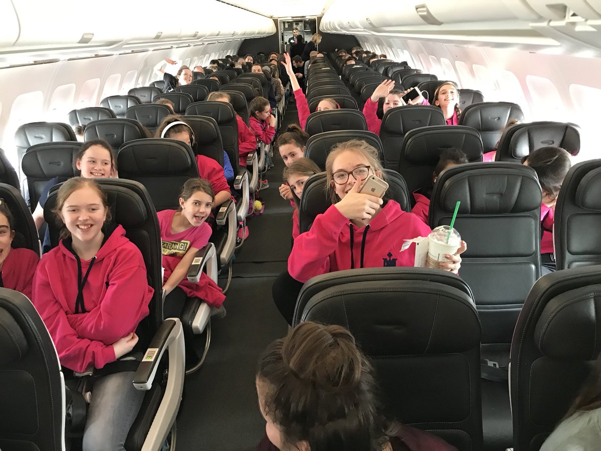 #pinkarmy onboard &amp; ready for #takeoff #letsgo #ski18 <a href="/British_Airways/">British Airways</a>