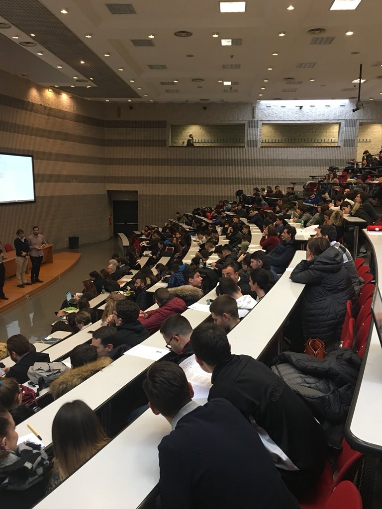 glocal6's tweet photo. #23marzo Premio #PrepararsialFuturo: dai 500 universitari, il passaggio di testimone ai 3.500 studenti di tutta #Italia con #Glocal #GiovaniinAzioneGlocale #alternanza #scuolalavoro @MovConsumatori @Nexteconomia @MinLavoro https://t.co/1mRGhBdU0q https://t.co/fV6LvwEijn