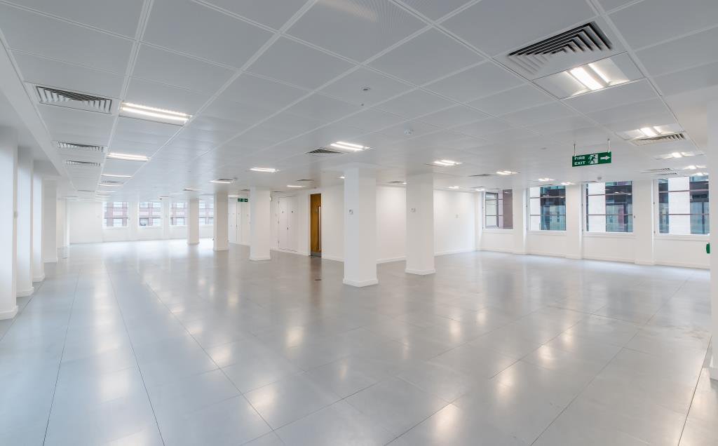 T_BInteriors's tweet photo. We've handed over 2-floors of newly fitted out CAT-A office space, lift lobby areas and toilets at Dorset Rise, Blackfriars for a large private commercial investor and asset manager - New raised access flooring, suspended ceilings, M&amp;E services and high-end decorations. https://t.co/nSmOmsAdvm