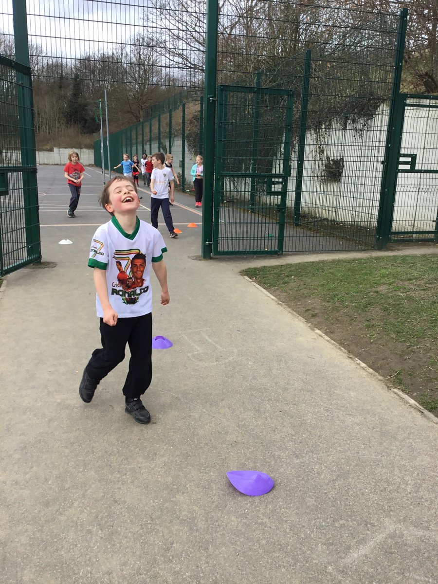 Y3Roundhay's tweet photo. Raising our money for #Mencap https://t.co/aT5P59otKF
