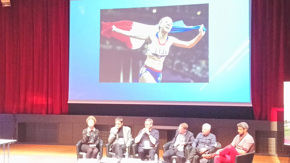 guegnard's tweet photo. @NantoKeita223 championne olympique 400m à #Rio2016 présente au 16ème congrès #KAPouest à @LorientAgglo pour aborder les questions de sport de haut niveau @handicap_gouv @tomipa06 👍👏 https://t.co/0PbiwbuHrg