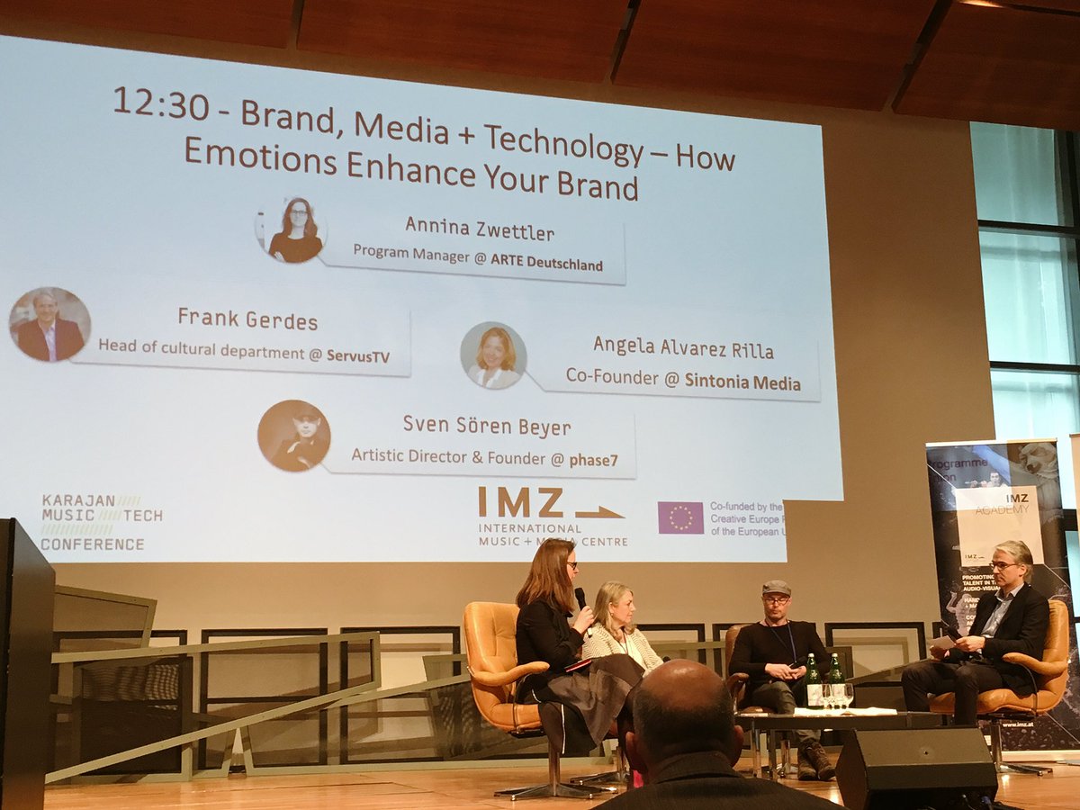 snellybean's tweet photo. In the moment we can mirror the real world more perfectly, then we have the opportunity to appeal to all the senses. Sven Sören Beyer from #Phase7 on #Resolution in broadcasting &amp; #ImmersiveTech @KarajanTech https://t.co/gMBwoCASOf