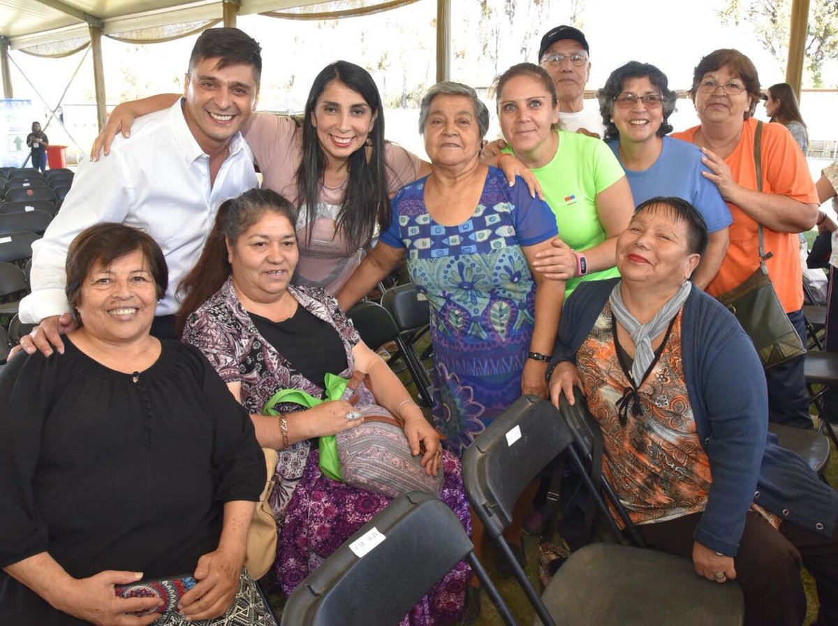 Delegación Presidencial Regional Metropolitana (@dpr_rm) on Twitter photo 60 viñas y 32 abiertas al enoturismo es uno de los grandes tesoros del Valle del Maipo.
A menos de 30 minutos de centro de Stgo se celebra nueva versión de Vendimia de Buin. Entrada gratuita
<a href="/KarlaEnAccion/">Karla Rubilar Barahona</a> @CorpTurismoRM <a href="/municipio_buin/">MUNICIPIO DE BUIN</a> 60 viñas y 32 abiertas al enoturismo es uno de los grandes tesoros del Valle del Maipo.
A menos de 30 minutos de centro de Stgo se celebra nueva versión de Vendimia de Buin. Entrada gratuita
<a href="/KarlaEnAccion/">Karla Rubilar Barahona</a> @CorpTurismoRM <a href="/municipio_buin/">MUNICIPIO DE BUIN</a>